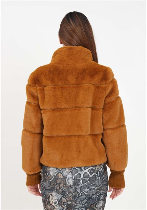 Short caramel-colored fur coat for women PATRIZIA PEPE | Fur coats | 2O0107/E5T7B781