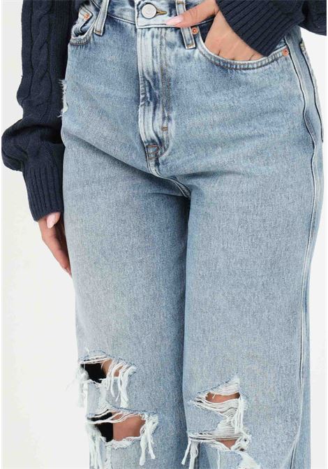 Jeans in denim da donna strappati a gamba larga TOMMY JEANS | Jeans | DW0DW160351AB1AB