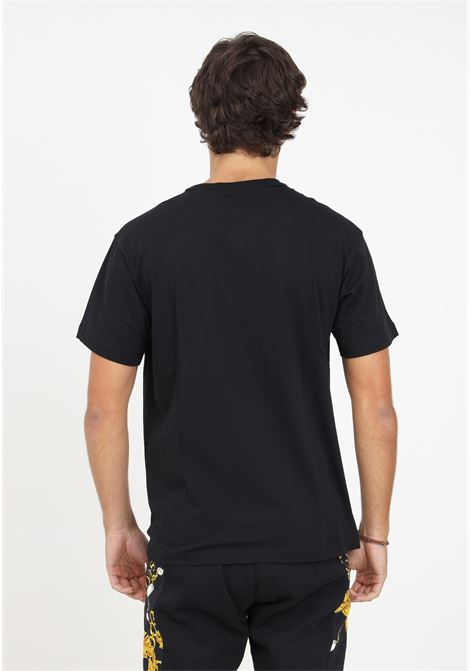 T-shirt nera con stampa da uomo VERSACE JEANS COUTURE | T-shirt | 75GAHF07CJ00FG89