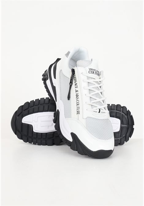 Sneakers bianche e nere con stampa da uomo VERSACE JEANS COUTURE | Sneakers | 75YA3SI5ZS887003