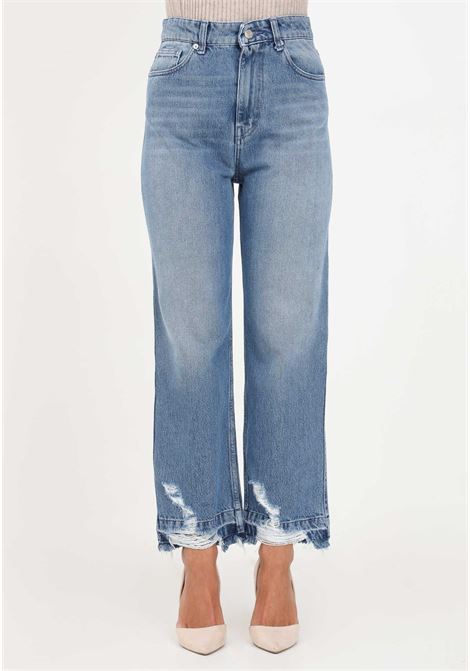 Jeans in denim da donna con dettaglio di rotture sul fondo VICOLO | Jeans | DR5056A DENIM BLU