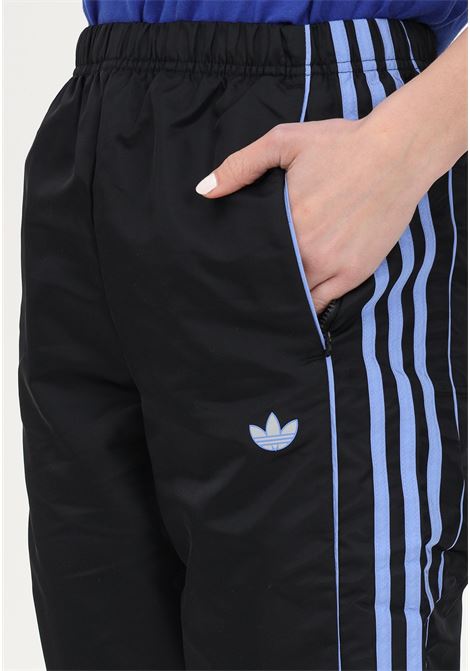Pantalone sportivo 3 stripes nero da donna ADIDAS | IC2204.