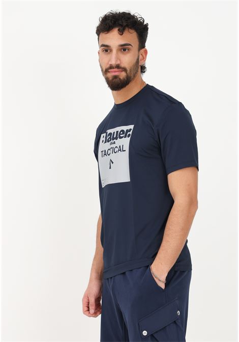 T-shirt casual blu da uomo con maxi stampa frontale BLAUER | T-shirt | 23SBTUH02287006286881
