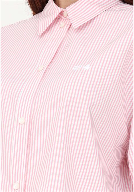 Camicia casual a righe bianca da donna con taglio crop e ricamo logo CHIARA FERRAGNI | Camicie | 74CBL205N0166439