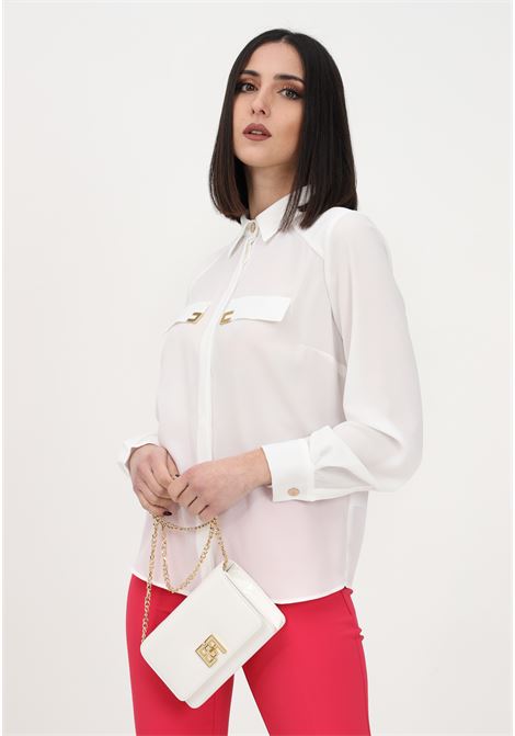 Camicia elegante burro da donna con placche logo al petto ELISABETTA FRANCHI | Camicie | CA01331E2360