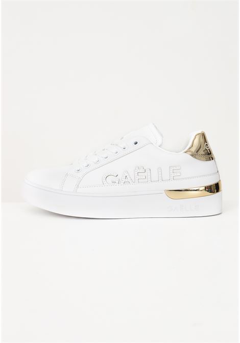 White casual sneakers for women with side logo embroidery GAELLE | Sneakers | GBCDP2993BIANCO