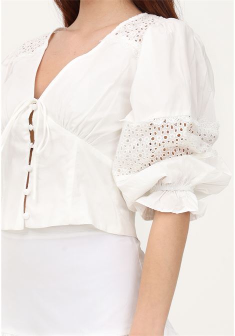 Women's white casual shirt with broderie anglaise GLAMOROUS | Shirt | CK6956A11