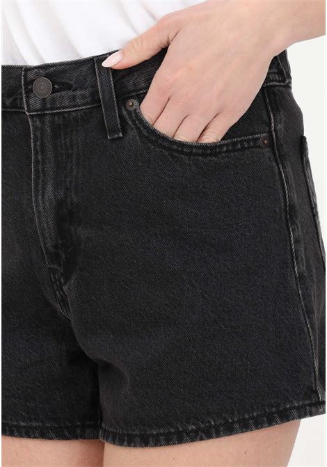 Shorts casual in denim nero da donna MOM ANNI '80 LEVI'S® | Shorts | A4695-00000000