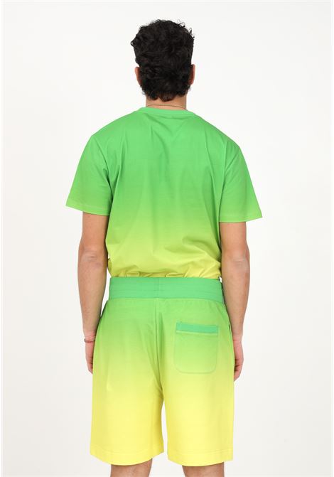 Shorts casual verde da uomo con effetto sfumato verso il fondo MOSCHINO | Shorts | A681144211396