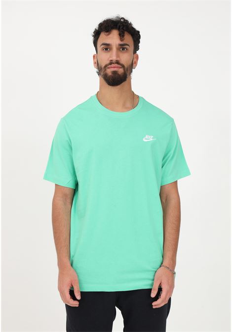 T-shirt Nike Sportswear Club verde per uomo e donna NIKE | T-shirt | AR4997363