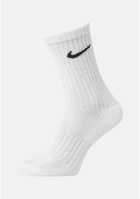 Set of three pairs of white socks for men and women with swoosh NIKE | Socks | SX4508101