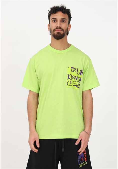 T-shirt casual verde fluo da uomo con fantasia Logo Couture sul retro e sul taschino VERSACE JEANS COUTURE | T-shirt | 74GAH6R2JS167110