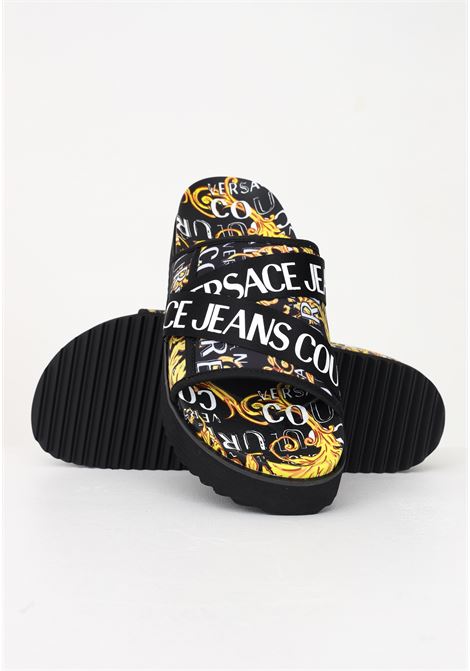 Black slippers for men with platform and Logo Couture pattern VERSACE JEANS COUTURE | slipper | 74YA3SM2ZS634G89