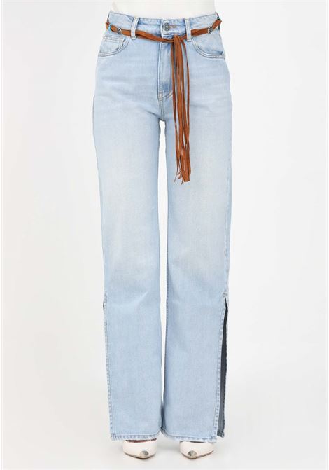 Light denim jeans for women with slits on the bottom and belt VICOLO | Jeans | DE5017A