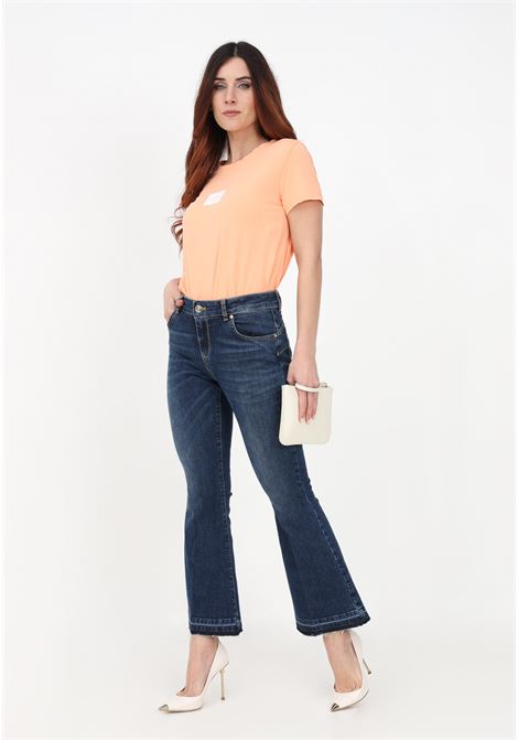 Flared jeans in dark denim for women with crop cut VICOLO | Jeans | DE5064A