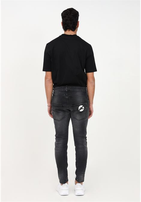 Jeans nero da uomo con patch logata sul retro YES LONDON | Jeans | XJ3082/TWISTJEANS