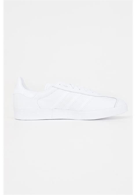 White men's shoes with embossed logo ADIDAS ORIGINALS | Sneakers | BB5498.