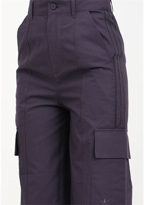 Pantaloni da donna viola premium essentials ripstop ADIDAS ORIGINALS | Pantaloni | IT9031.