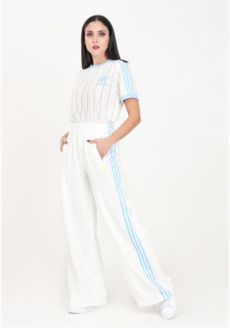 Pantaloni da donna Loose track suit bianchi e azzurri ADIDAS ORIGINALS | IT9838.