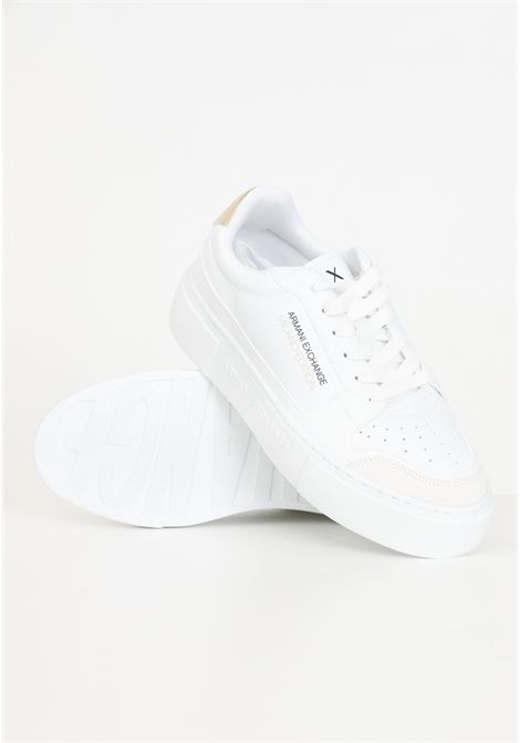 White and gold women's sneakers with embossed logo ARMANI EXCHANGE | XDX157XV838K702