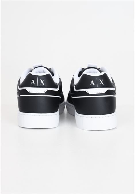 Sneakers uomo bianche e nere lettering logo in bianco laterale ARMANI EXCHANGE | XUX199XV800S277