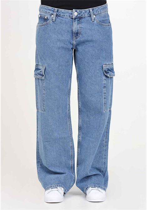 Jeans da donna denim medium cargo CALVIN KLEIN JEANS | Jeans | J20J2236881A41A4