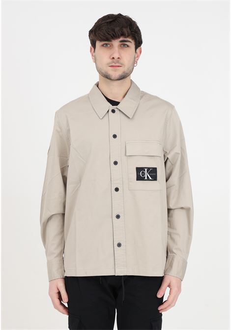 Camicia da uomo beige utility shirt Plaza taupe CALVIN KLEIN JEANS | Camicie | J30J324610PEDPED