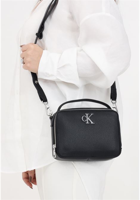 Borsa da donna nera Minimal Monogram camera bag CALVIN KLEIN | Borse | K60K610683BDS