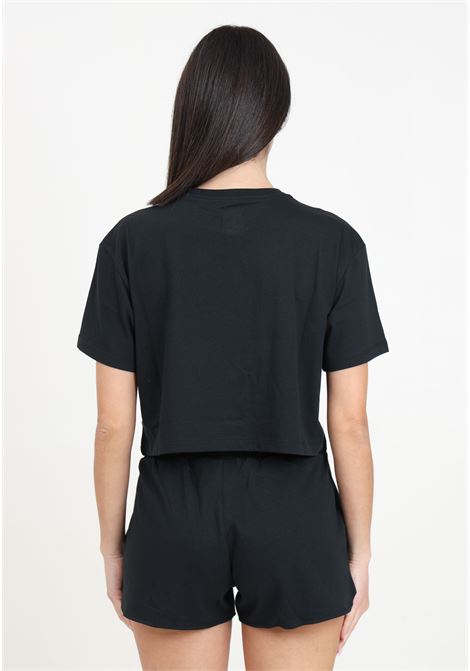 T-shirt crop da donna nera con maxi stampa logo CONVERSE | 10027151-A02.