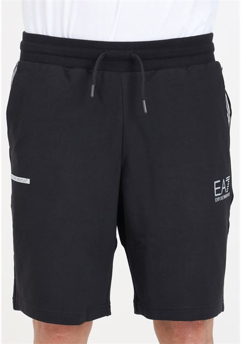 Shorts da uomo neri con stampa logo laterale EA7 | 3DPS66PJLIZ1200