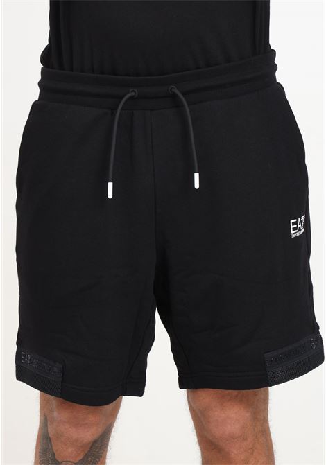 Shorts da uomo neri con dettagli logo tape EA7 | 3DPS73PJEQZ0200