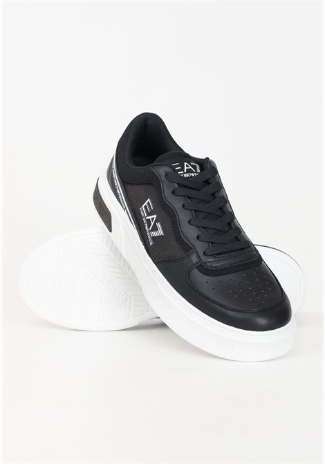 Sneakers da uomo bianche e nere con logo laterale EA7 | Sneakers | X8X173XK374N181