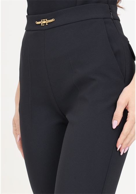 Pantaloni da donna neri con dettaglio metallo e logo ELISABETTA FRANCHI | Pantaloni | PA02741E2110