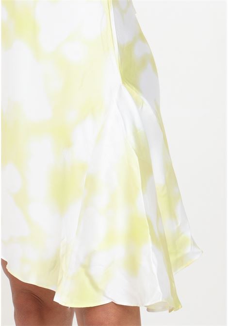 Short white and yellow tie-dye effect women's dress GLAMOROUS | CK6871YELLOW PRINT SATIN
