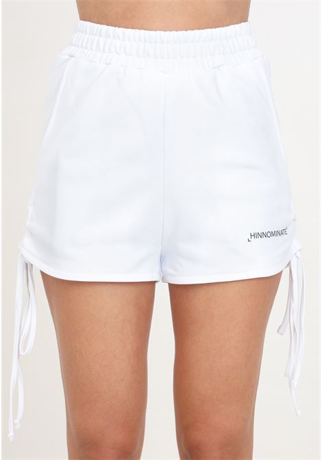 Shorts da donna bianchi con arricciature laterali e coulisse HINNOMINATE | HMABW00145-PTTS0032BI01
