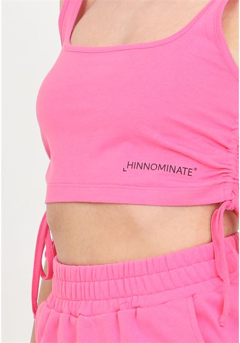 Top da donna rosa geranio con arricciature laterali HINNOMINATE | Top | HMABW00147-PTTS0043VI16