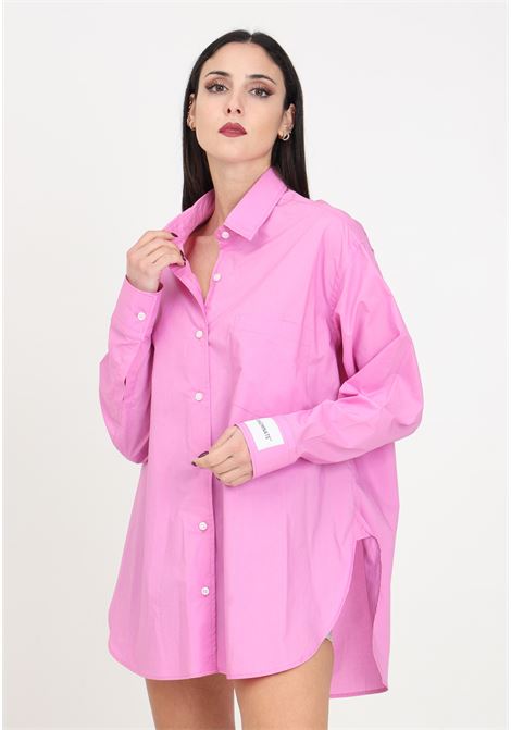 Camicia da donna rosa tiariè over con etichetta logo HINNOMINATE | HMABW00238-PTTL0012RO10