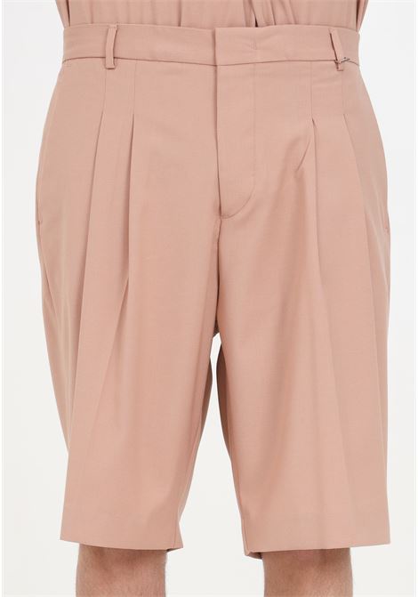 Powder pink pleated bermuda shorts for men I'M BRIAN | Shorts | BE2864CIPRIA