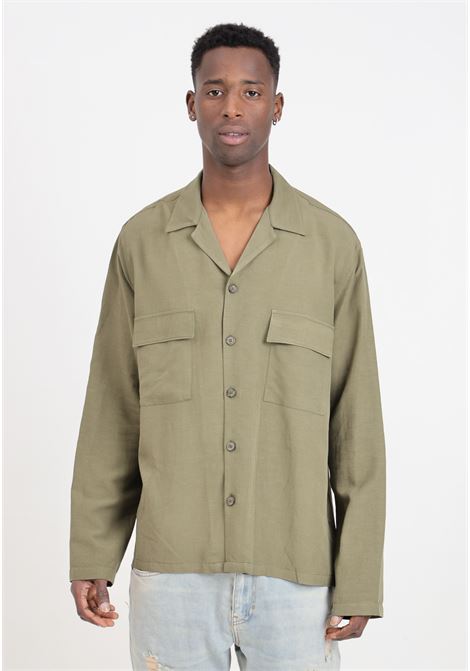 Camicia da uomo verde con tasche sul davanti I'M BRIAN | Camicie | CA2899101