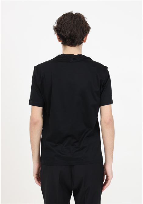 T-shirt da uomo nera con logo cucito sul retro I'M BRIAN | T-shirt | TS2908009