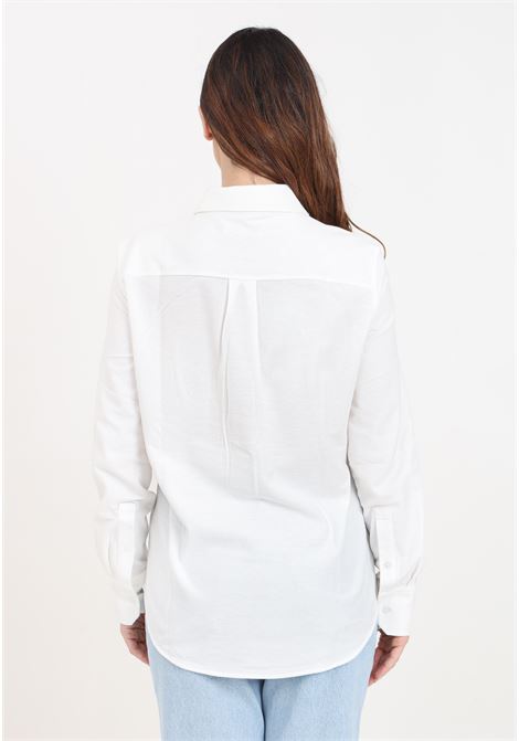 Camicia da donna bianca con patch logo coccodrillo LACOSTE | CF945970V