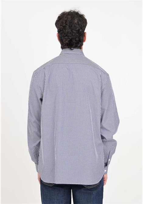 Camicia da uomo a quadretti blu e bianca patch logo LACOSTE | Camicie | CH2932522