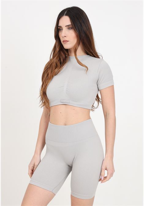 Shorts da donna grigio chiaro patch logo LEGEA | Shorts | PCLW22020048