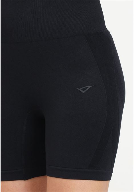 Shorts da donna neri patch logo LEGEA | Shorts | PCLW22060010