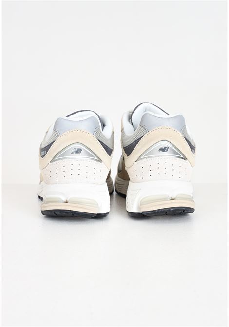 Sneakers 2002R da uomo beige grigie e bianche NEW BALANCE | Sneakers | M2002RFA.
