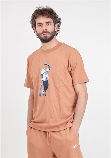 T-shirt da uomo marrone con grafica nb athletics a colori NEW BALANCE | MT41577WUT209