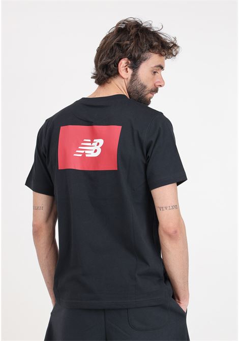 T-shirt da uomo nera maxi stampa logo sul retro NEW BALANCE | T-shirt | MT41584BK001