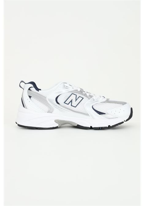 Sneakers bianche con dettagli a contrasto da uomo e donna modello 530 NEW BALANCE | NBMR530SG.