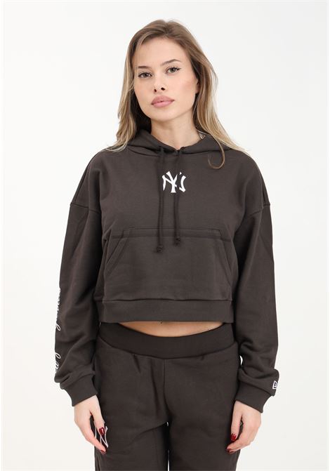 Women's Brown and White Crop New York Yankees MLB Lifestyle Sweatshirt NEW ERA | Hoodie | 60435292.