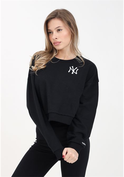 Women's Black Crop New York Yankees MLB Lifestyle Sweatshirt NEW ERA | Hoodie | 60435306.